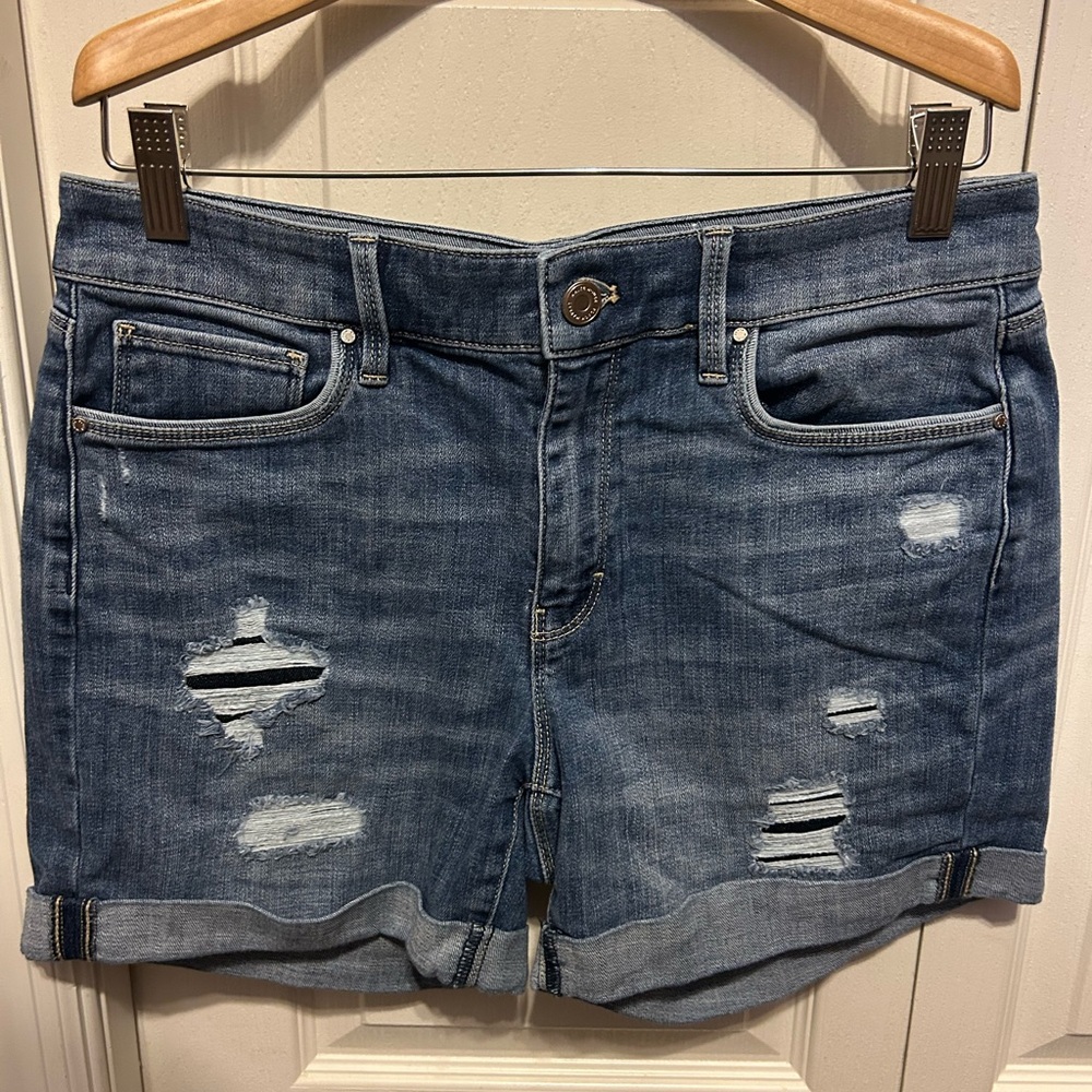5" Short Denim Shorts by White House Black Market - Picture 4 of 4